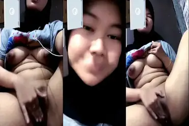 Mahasiswi Hijab VCS Sensual Obati Rindu LDR